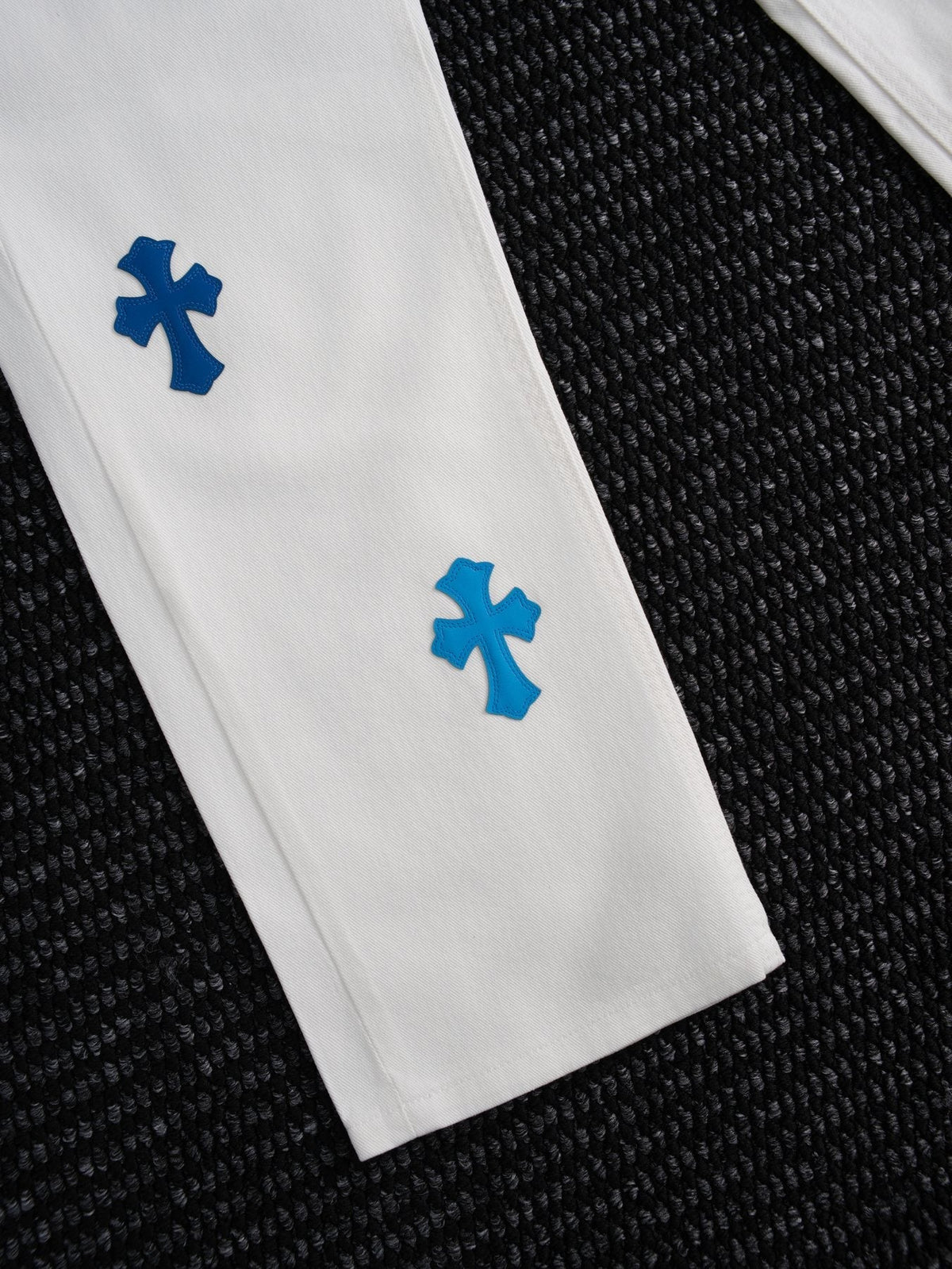 Chrome Hearts White Cross Patch Jeans — detail